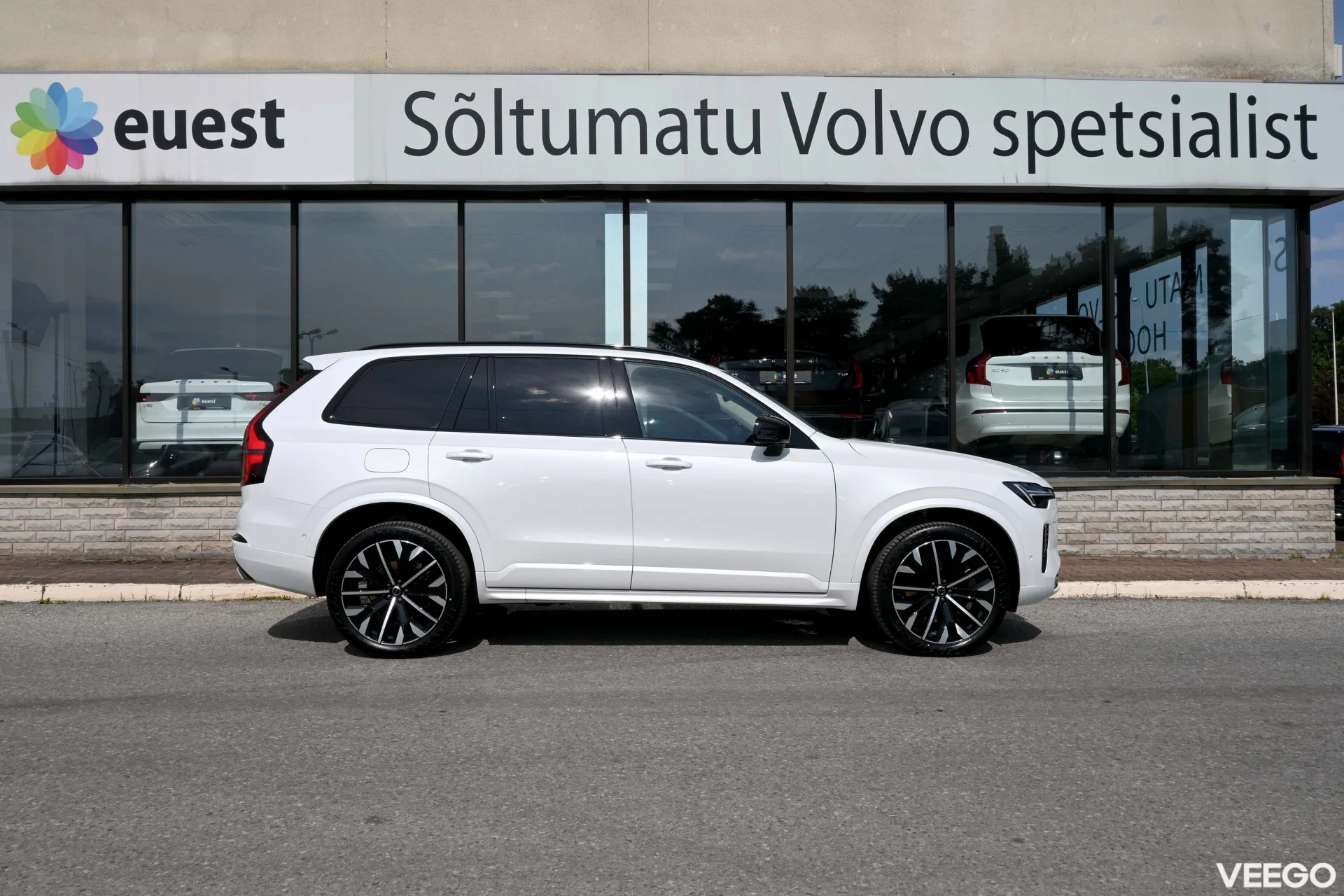 Volvo XC90 7K AWD H&K ULTRA DARK INTELLI SAFE PRO MY26 2 335kW
