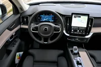 Volvo XC90 7K AWD H&K ULTRA DARK INTELLI SAFE PRO MY26 2 335kW thumbnail