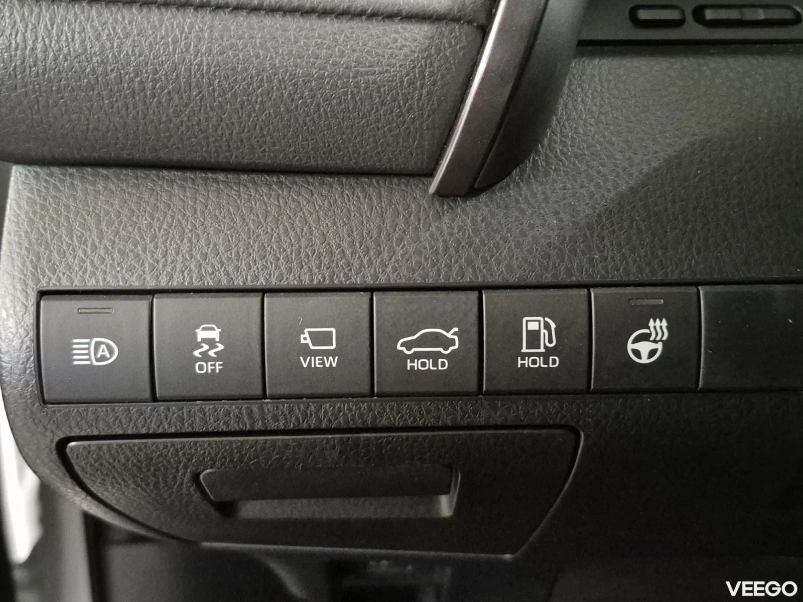 Toyota Camry Premium 2.5 131kW