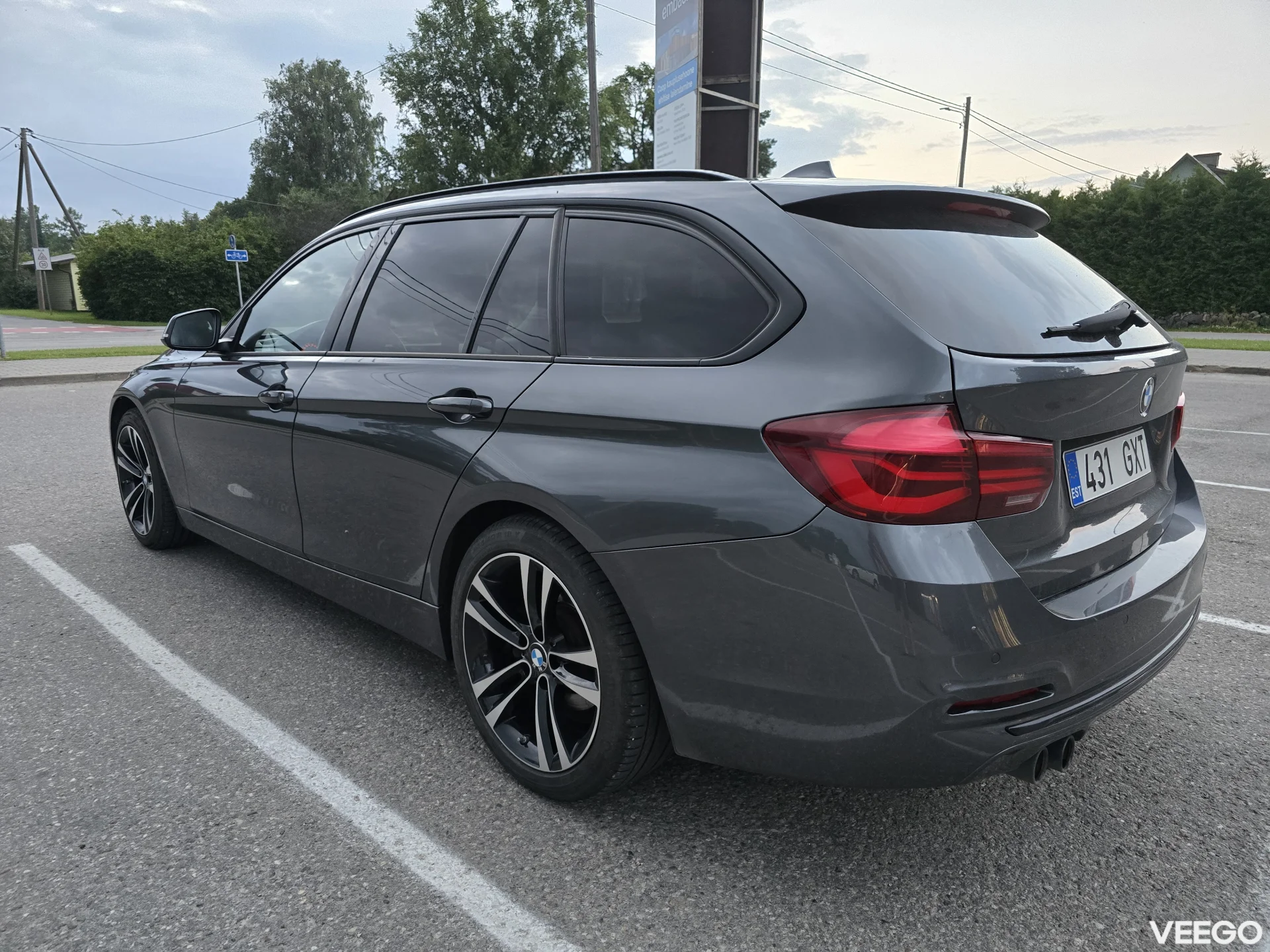 BMW 320 320xd 2.0 140kW