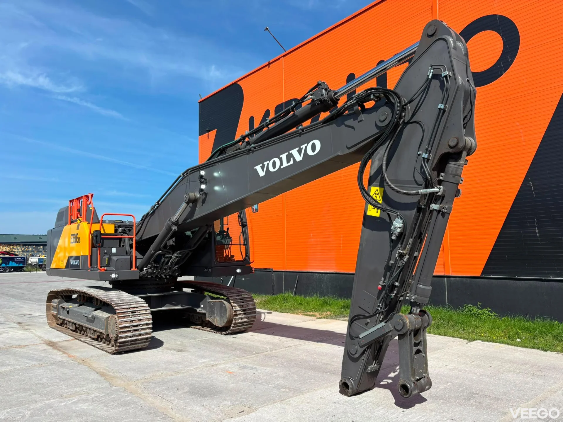 Volvo EC 350 ENL HYDRAULIC CAB RISER / CENTRAL LUBRICATION / AC  220kW