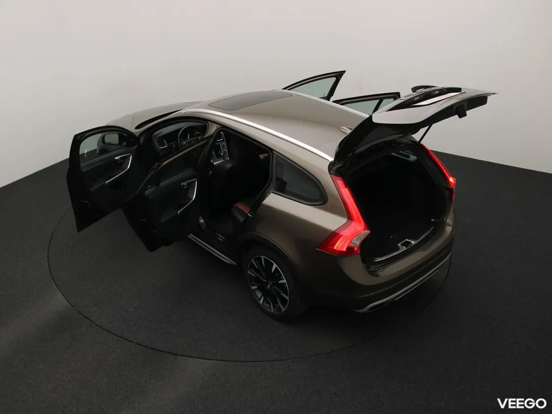Volvo V60 Cross Country 2 110kW