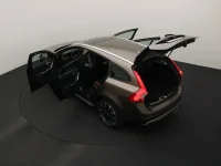 Volvo V60 Cross Country 2 110kW thumbnail