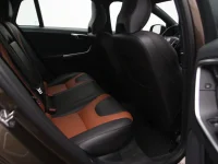 Volvo V60 Cross Country 2 110kW thumbnail
