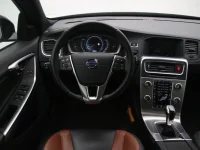 Volvo V60 Cross Country 2 110kW thumbnail