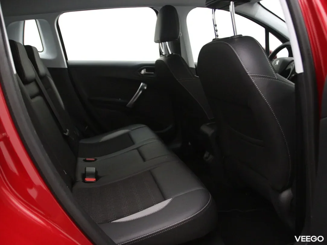 Peugeot 2008 1.2 96kW