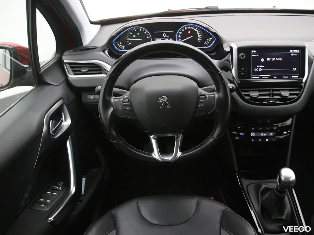 Peugeot 2008 1.2 96kW