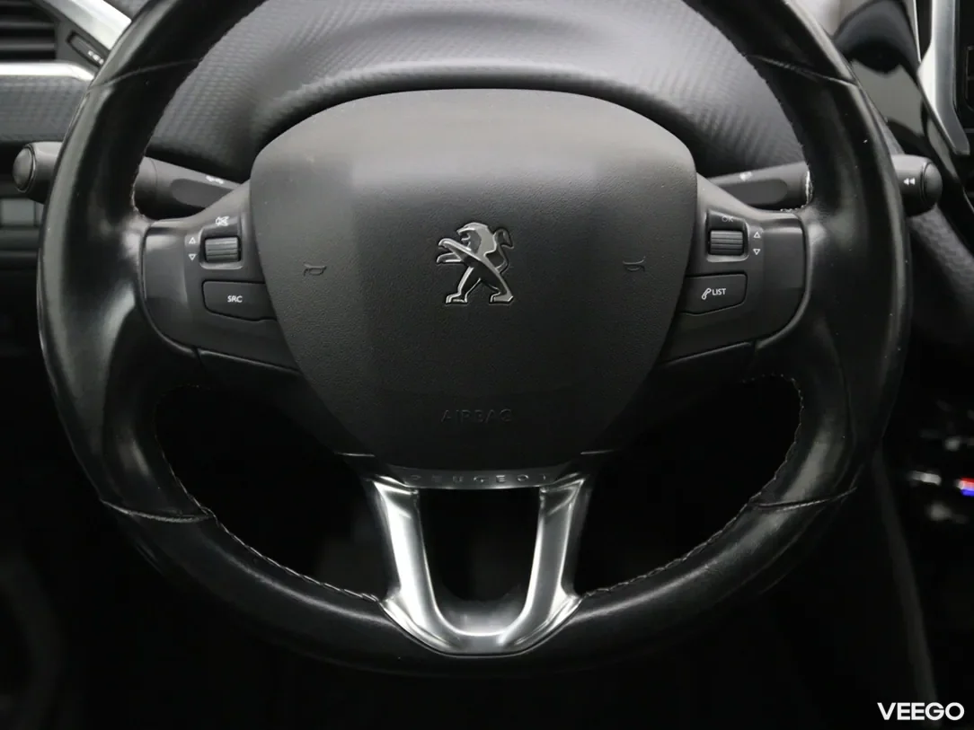 Peugeot 2008 1.2 96kW