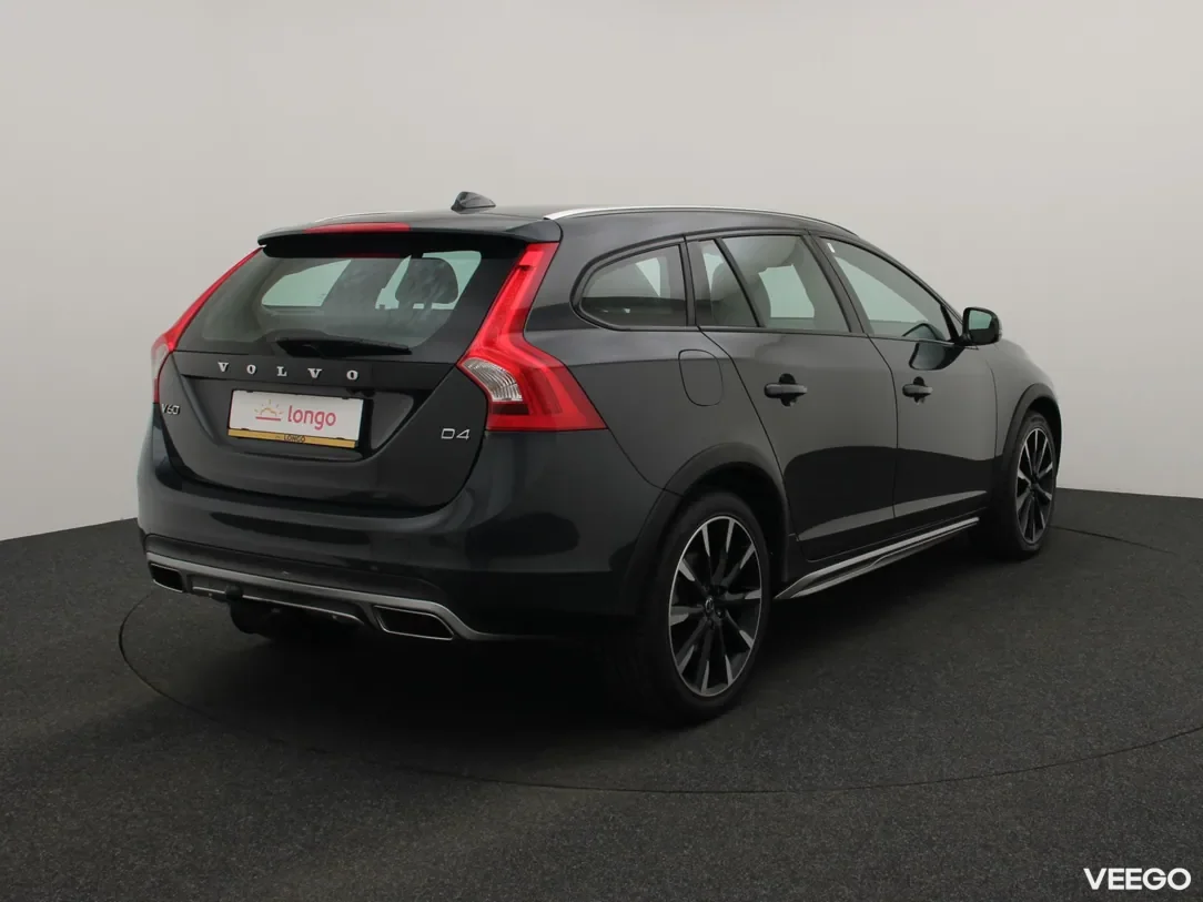 Volvo V60 Cross Country 2 140kW