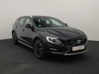Volvo V60 Cross Country 2 140kW thumbnail