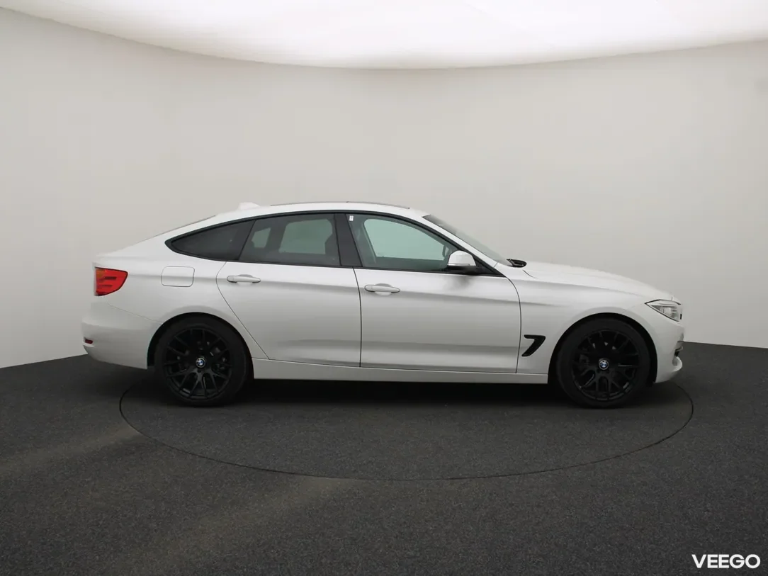 BMW 320 2 140kW
