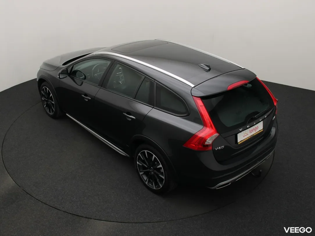 Volvo V60 Cross Country 2 140kW