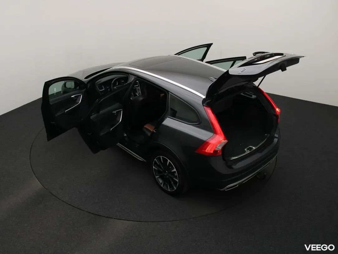 Volvo V60 Cross Country 2 140kW