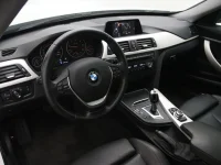 BMW 320 2 140kW thumbnail
