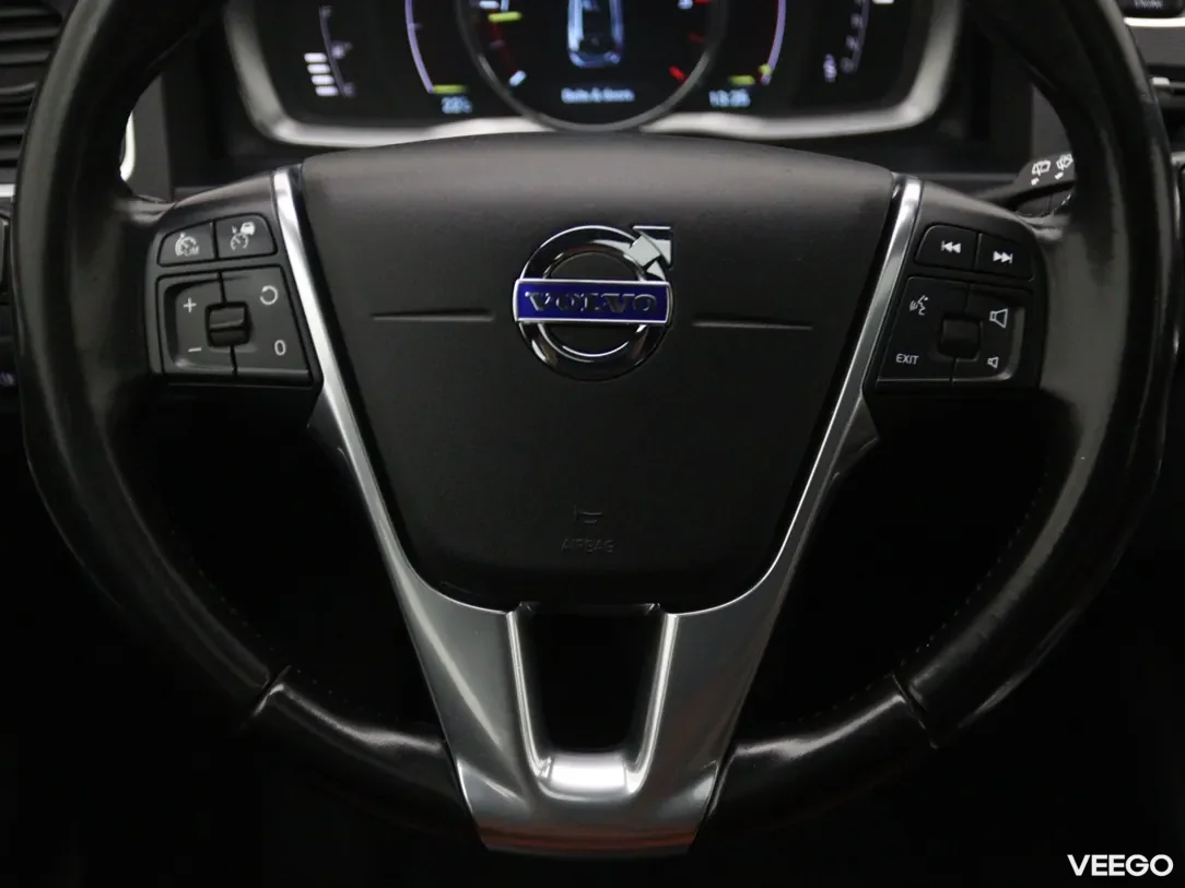 Volvo V60 Cross Country 2 140kW