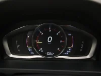 Volvo V60 Cross Country 2 140kW thumbnail