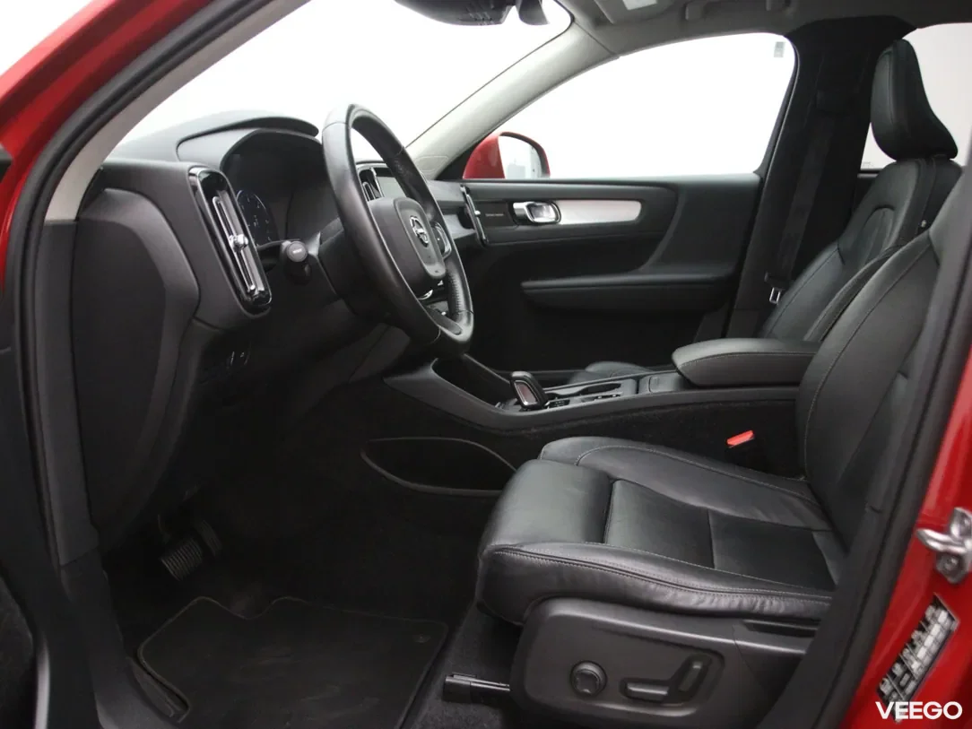 Volvo XC40 2 140kW