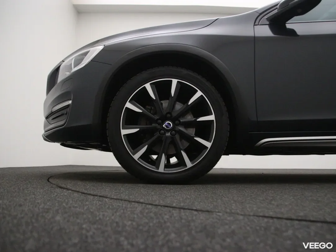 Volvo V60 Cross Country 2 140kW