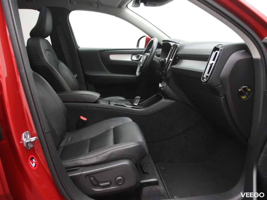 Volvo XC40 2 140kW