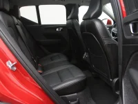Volvo XC40 2 140kW thumbnail