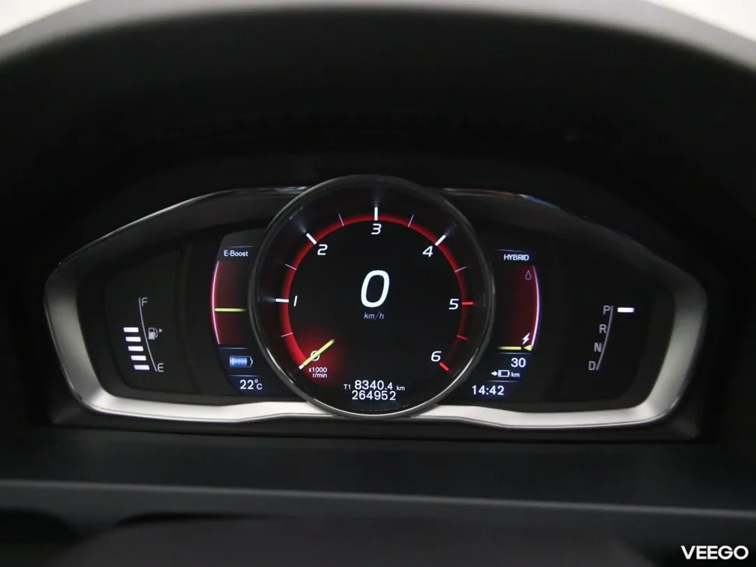 Volvo V60 2.4 208kW