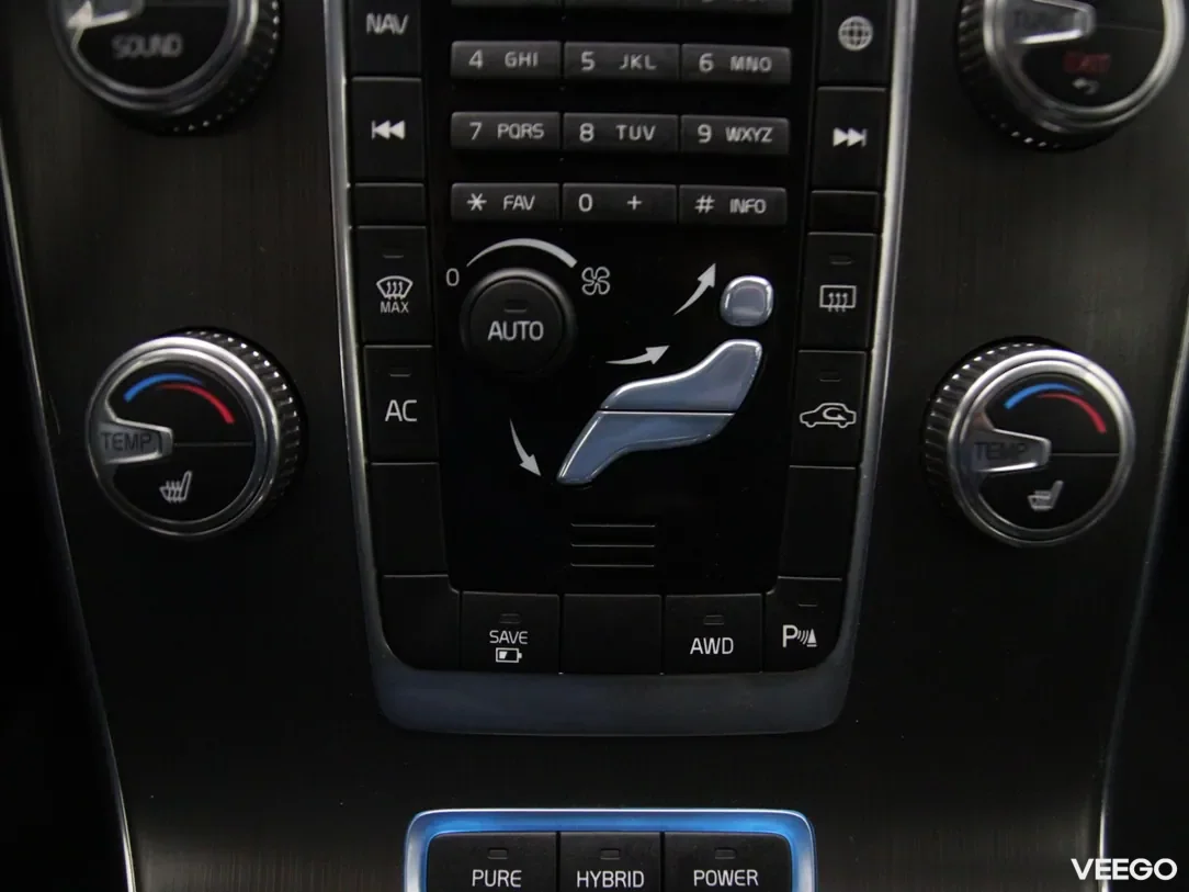 Volvo V60 2.4 208kW