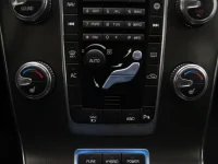 Volvo V60 2.4 208kW thumbnail
