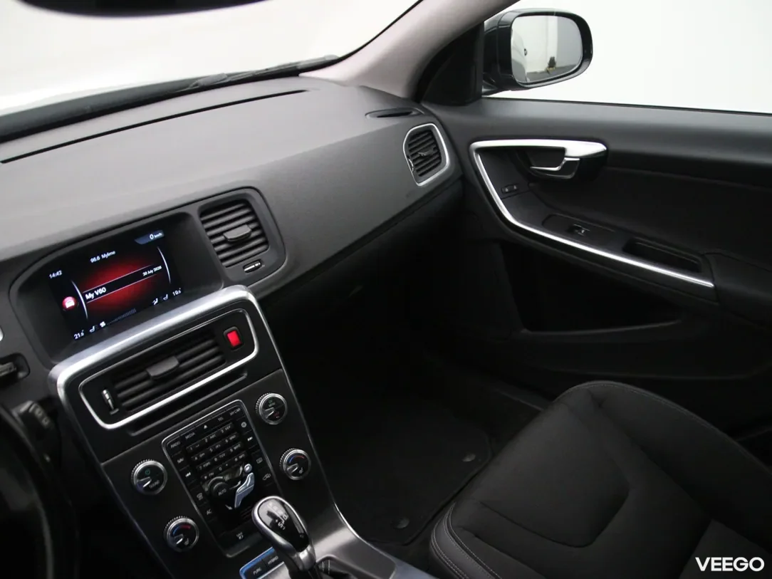 Volvo V60 2.4 208kW