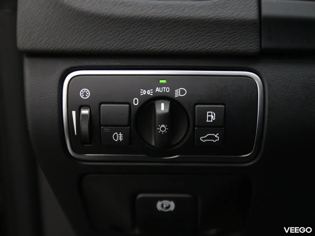Volvo V60 2.4 208kW