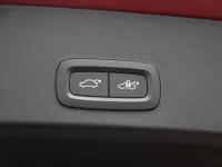 Volvo XC40 2 140kW thumbnail