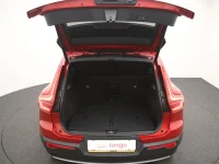Volvo XC40 2 140kW thumbnail