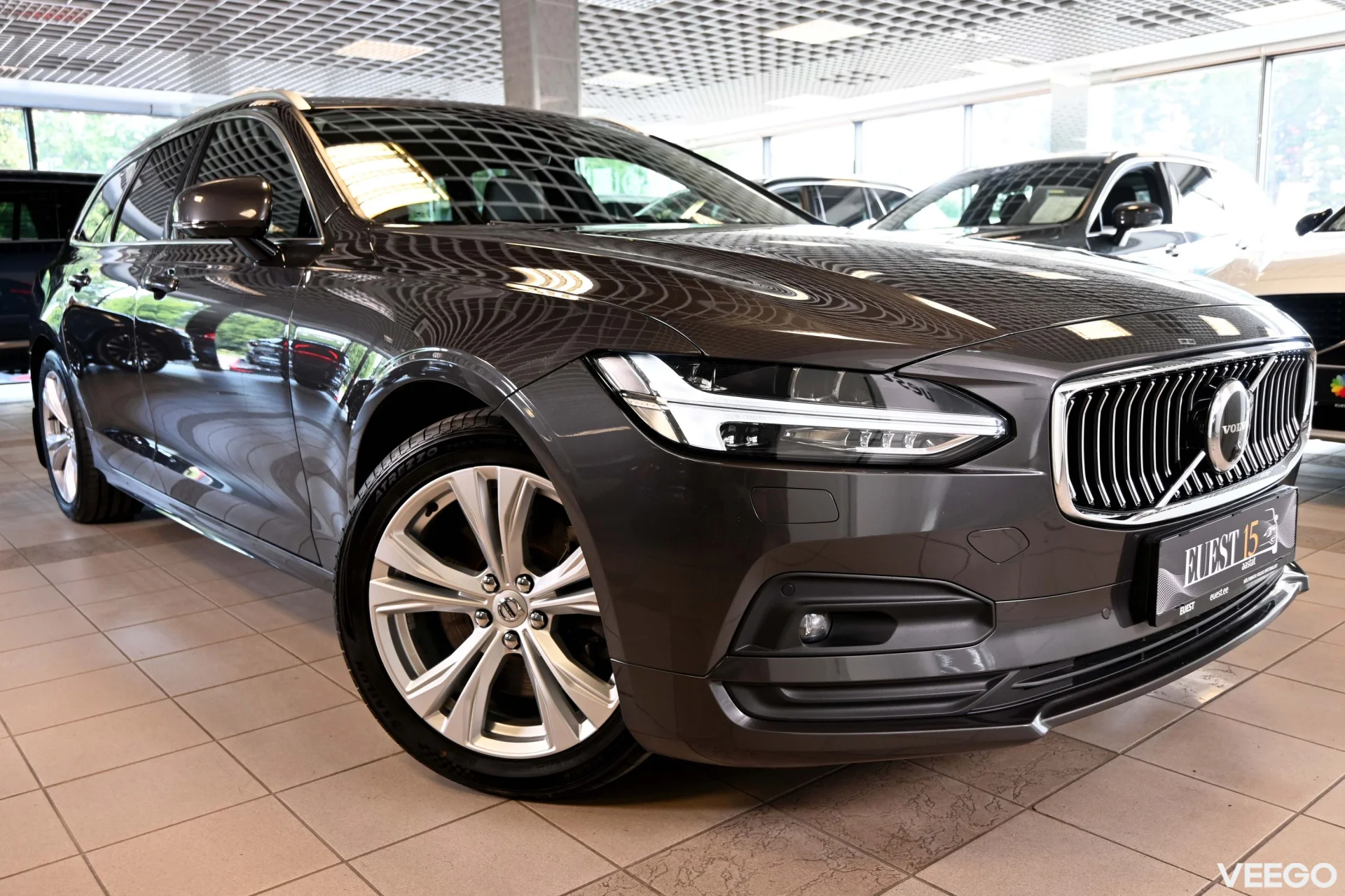 Volvo V90 H&K BRIGHT PLUS XENIUM FACELIFT 2 145kW