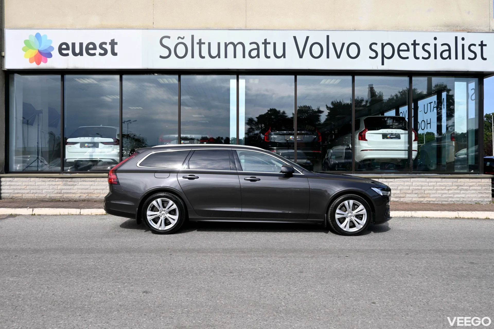 Volvo V90 H&K BRIGHT PLUS XENIUM FACELIFT 2 145kW