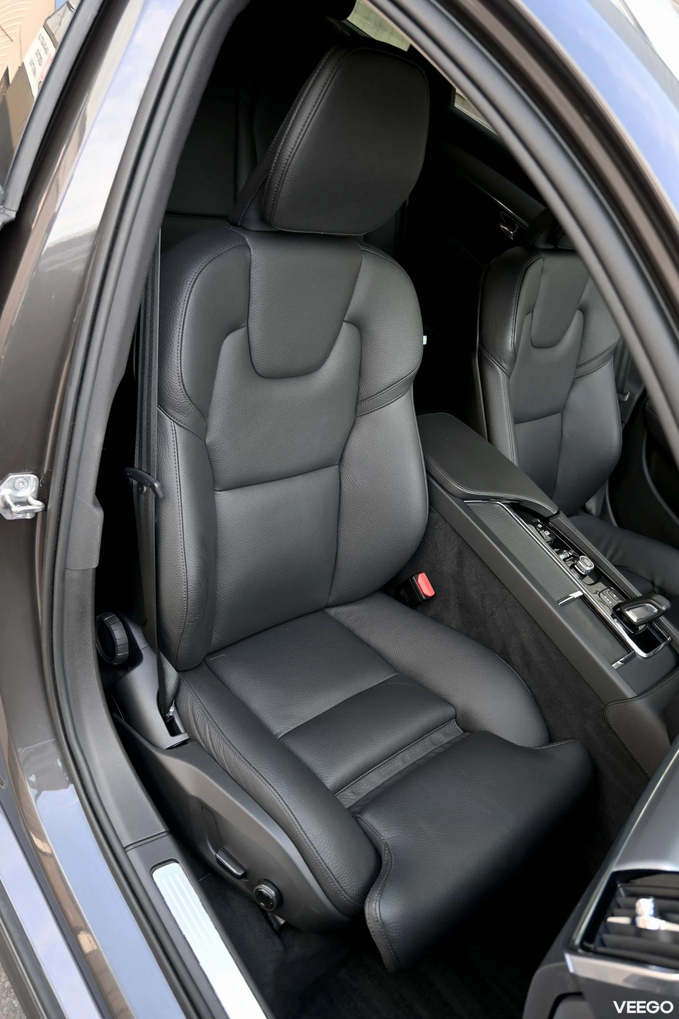Volvo V90 H&K BRIGHT PLUS XENIUM FACELIFT 2 145kW