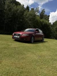 Audi A4 S-line 3.0 150kW thumbnail