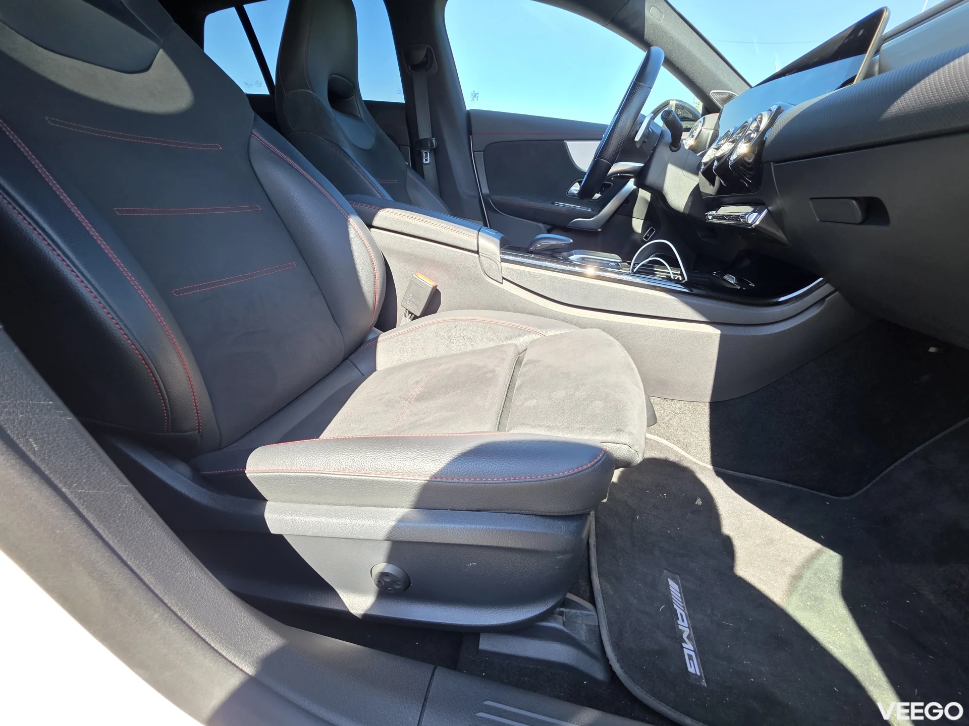 Mercedes-Benz CLA220 CLA 220 4MATIC Shooting Brake 2.0 140kW