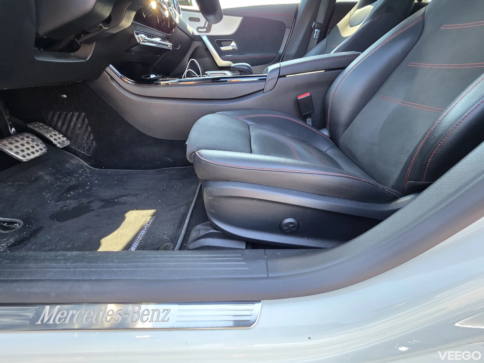 Mercedes-Benz CLA220 CLA 220 4MATIC Shooting Brake 2.0 140kW