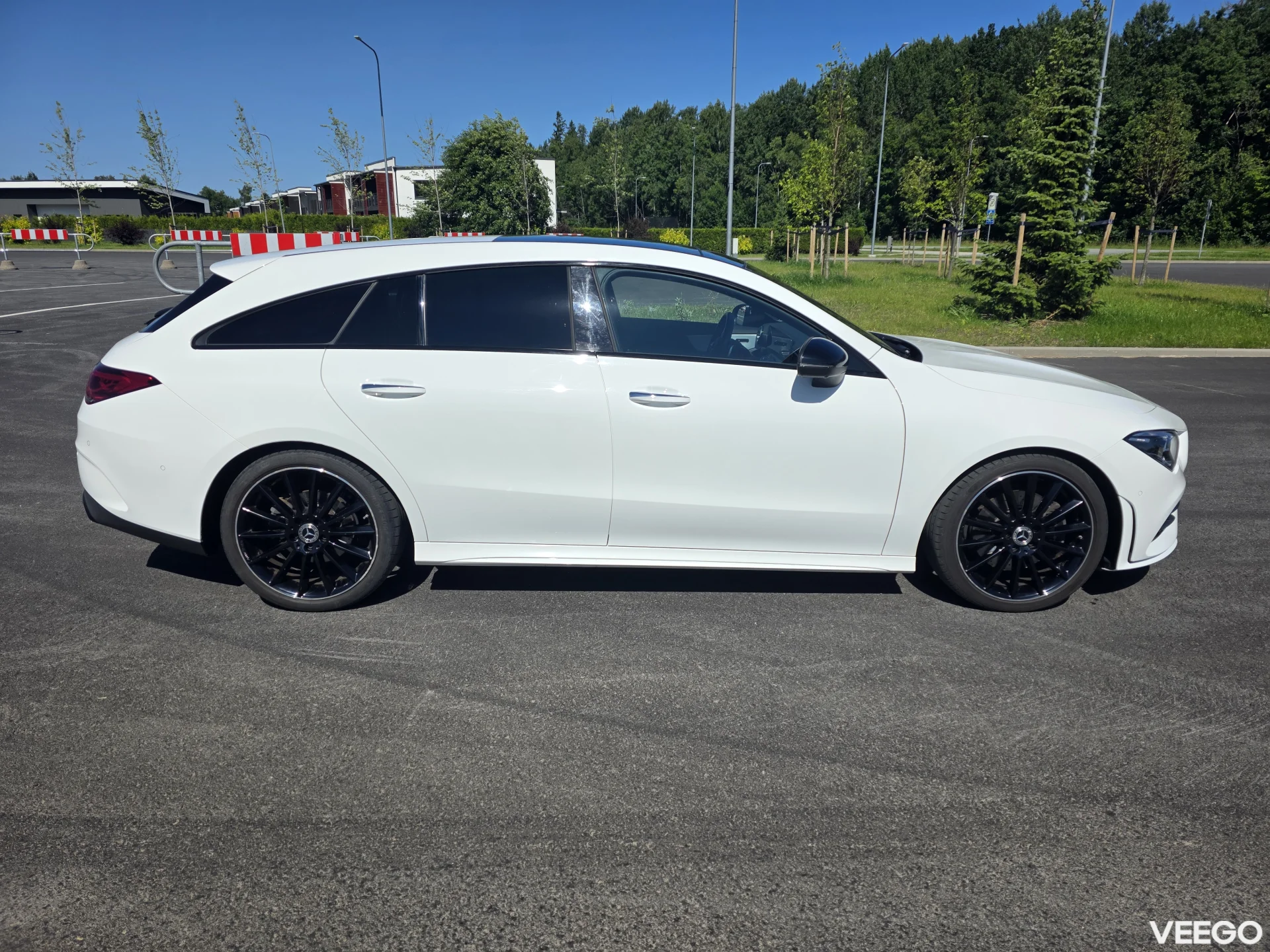 Mercedes-Benz CLA220 CLA 220 4MATIC Shooting Brake 2.0 140kW