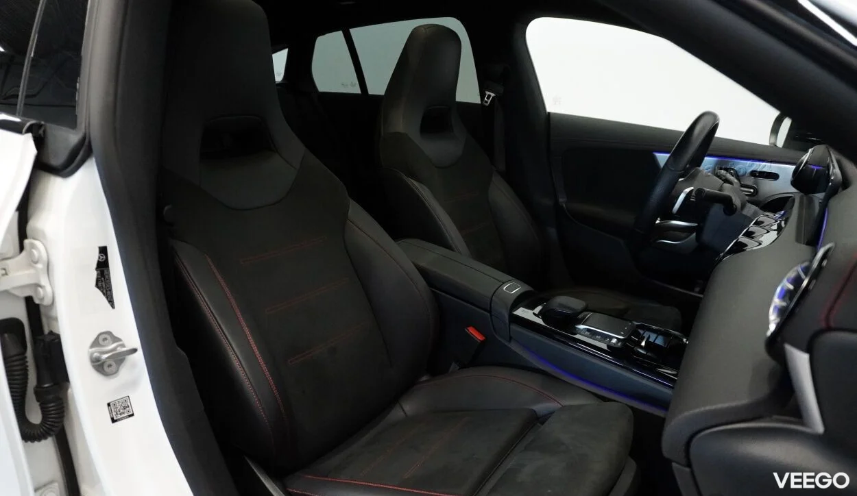 Mercedes-Benz CLA220 CLA 220 4MATIC Shooting Brake 2.0 140kW