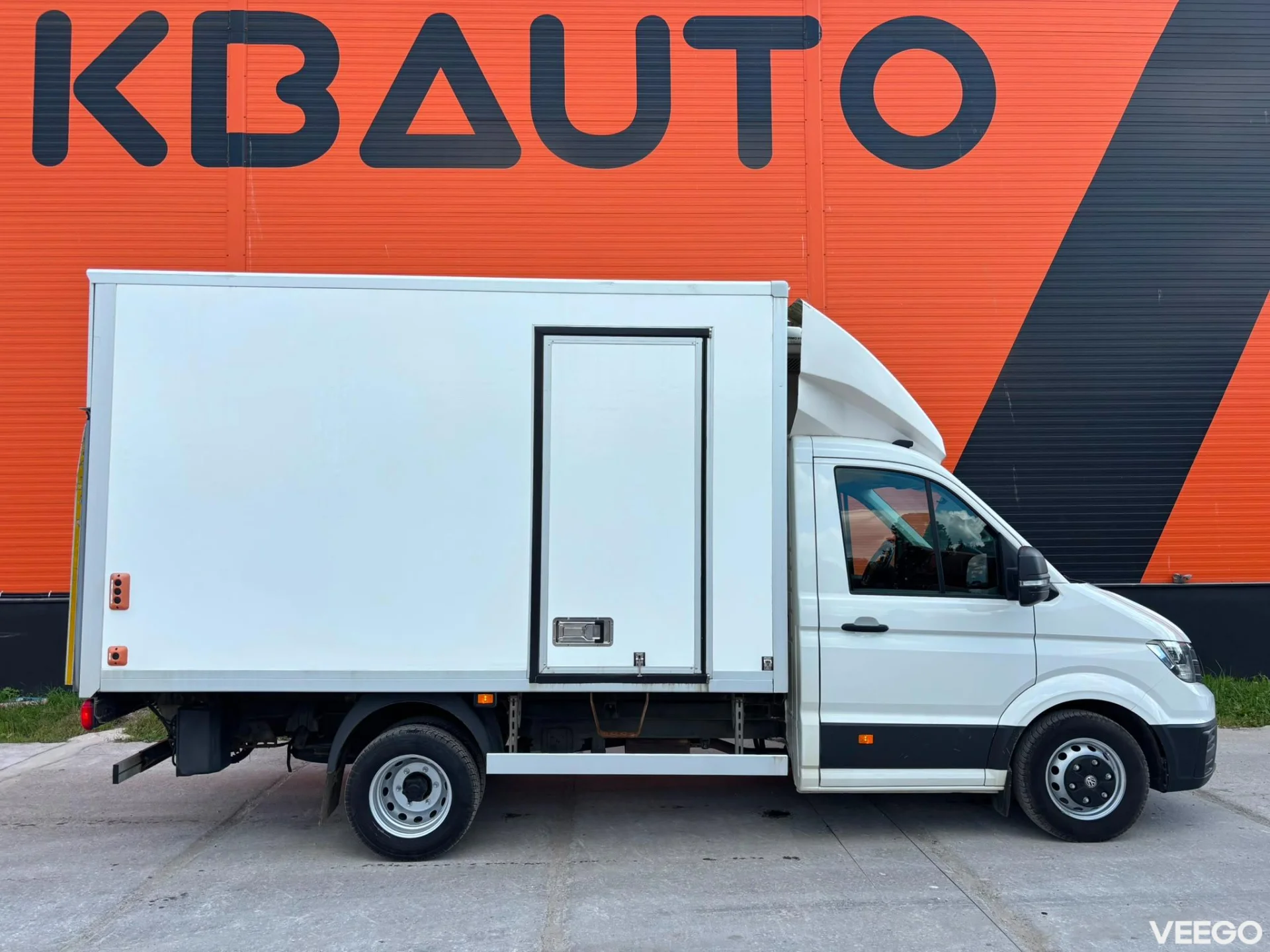Volkswagen Crafter TK V-300MAX / BOX L=3656 mm 177kW