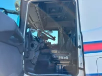 Scania R124 BOX L=5381 mm 470kW thumbnail