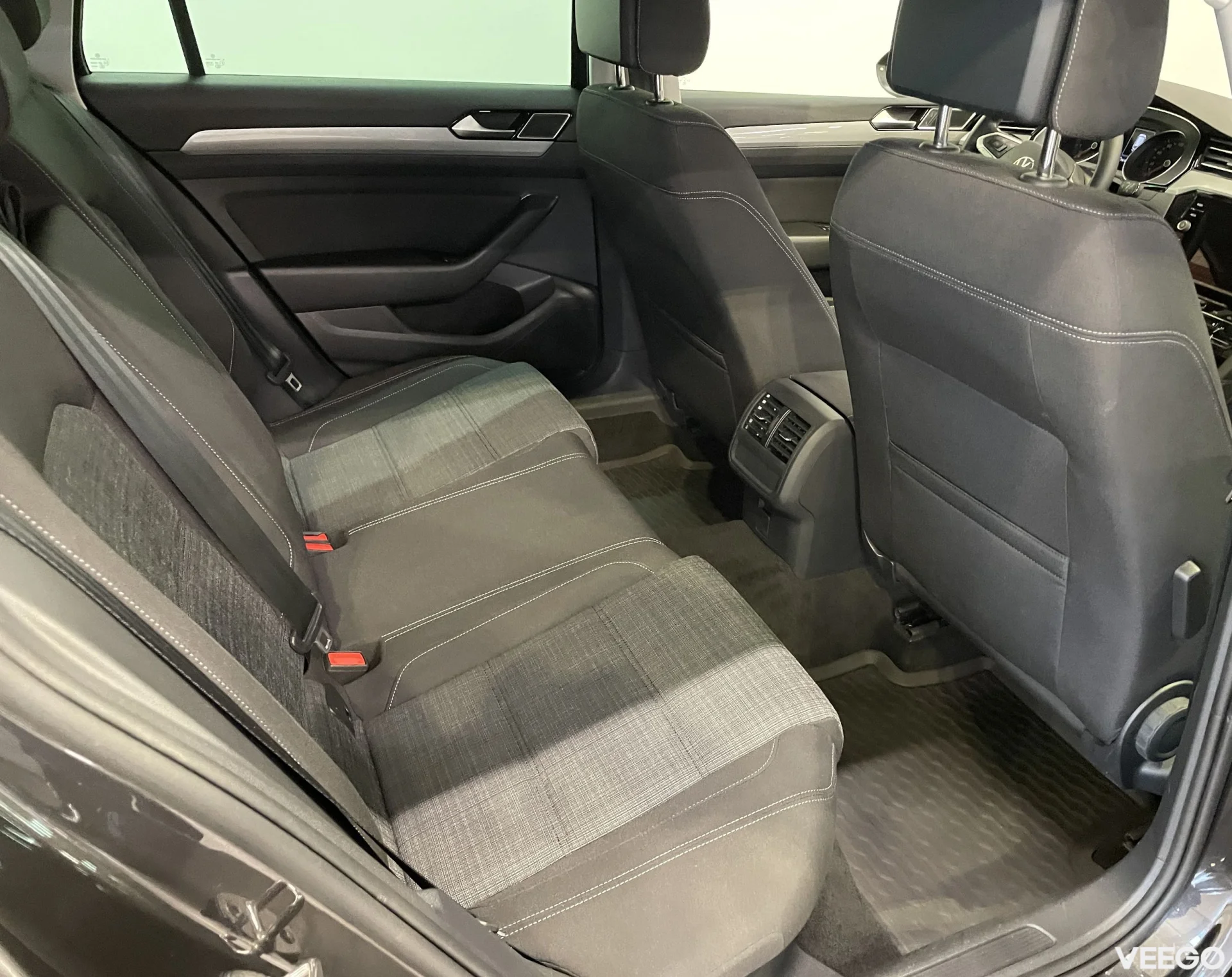 Volkswagen Passat Variant Business 1.5 110kW