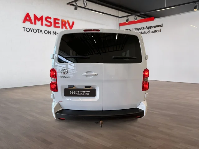 Image of Toyota Proace Long Double Side Door Shuttle 2 106kW