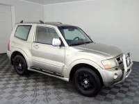 Mitsubishi Pajero 3.2 118kW thumbnail