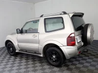 Mitsubishi Pajero 3.2 118kW thumbnail