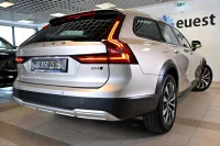 Volvo V90 AWD H&K BRIGHT INTELLI SAFE MY23 2 145kW thumbnail