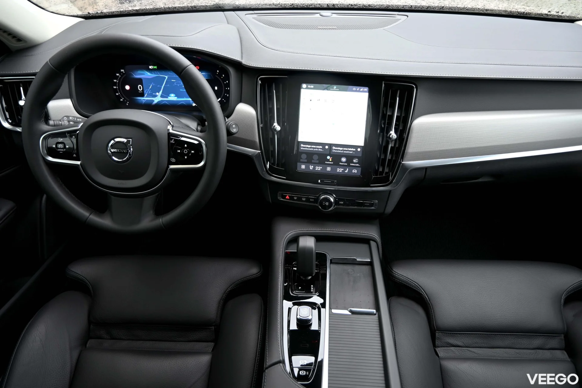Volvo V90 AWD H&K BRIGHT INTELLI SAFE MY23 2 145kW