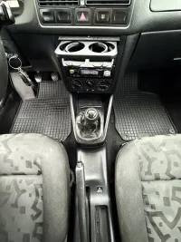 Volkswagen Golf IV Trendline 1.6 74kW thumbnail