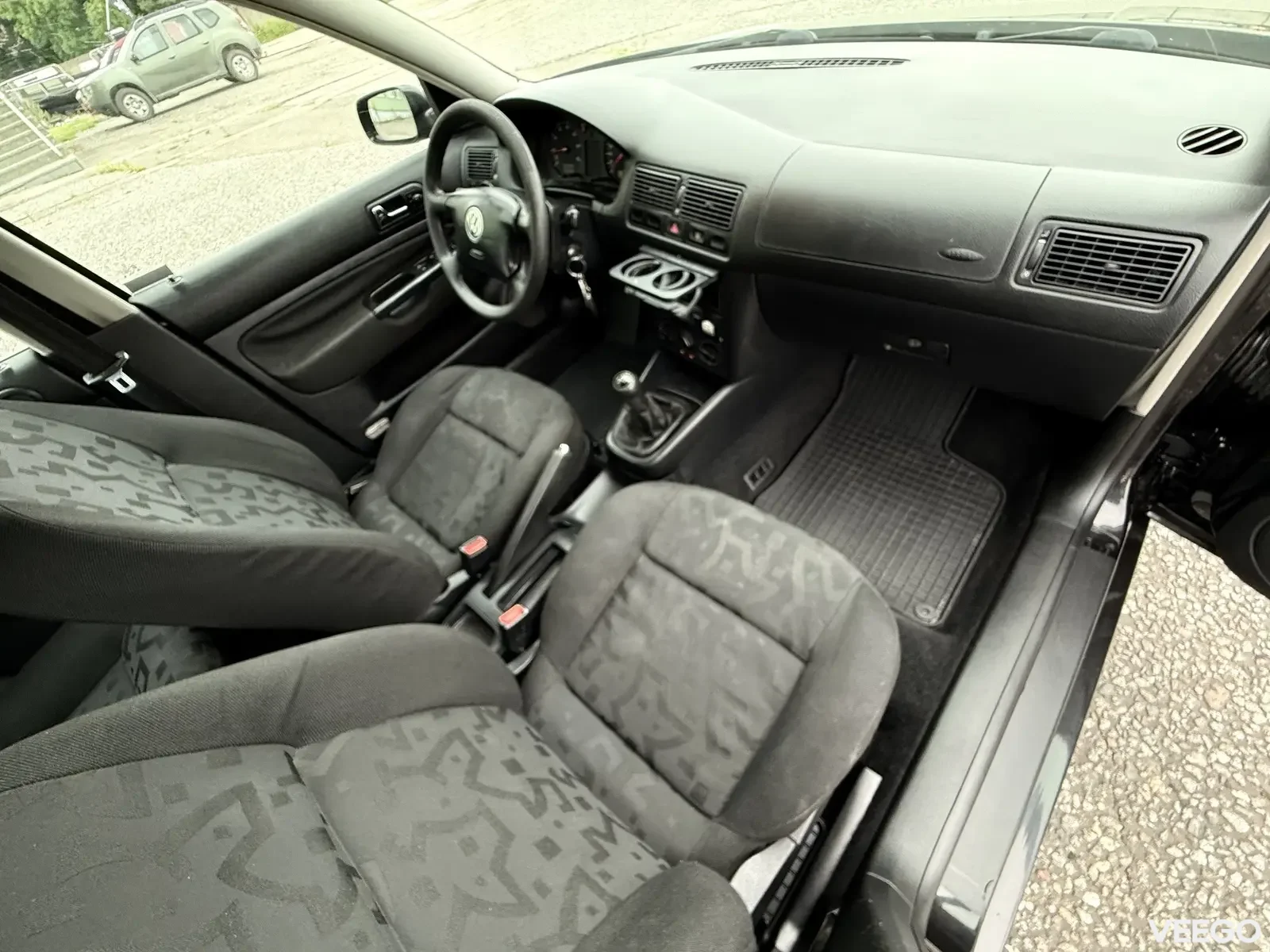 Volkswagen Golf IV Trendline 1.6 74kW