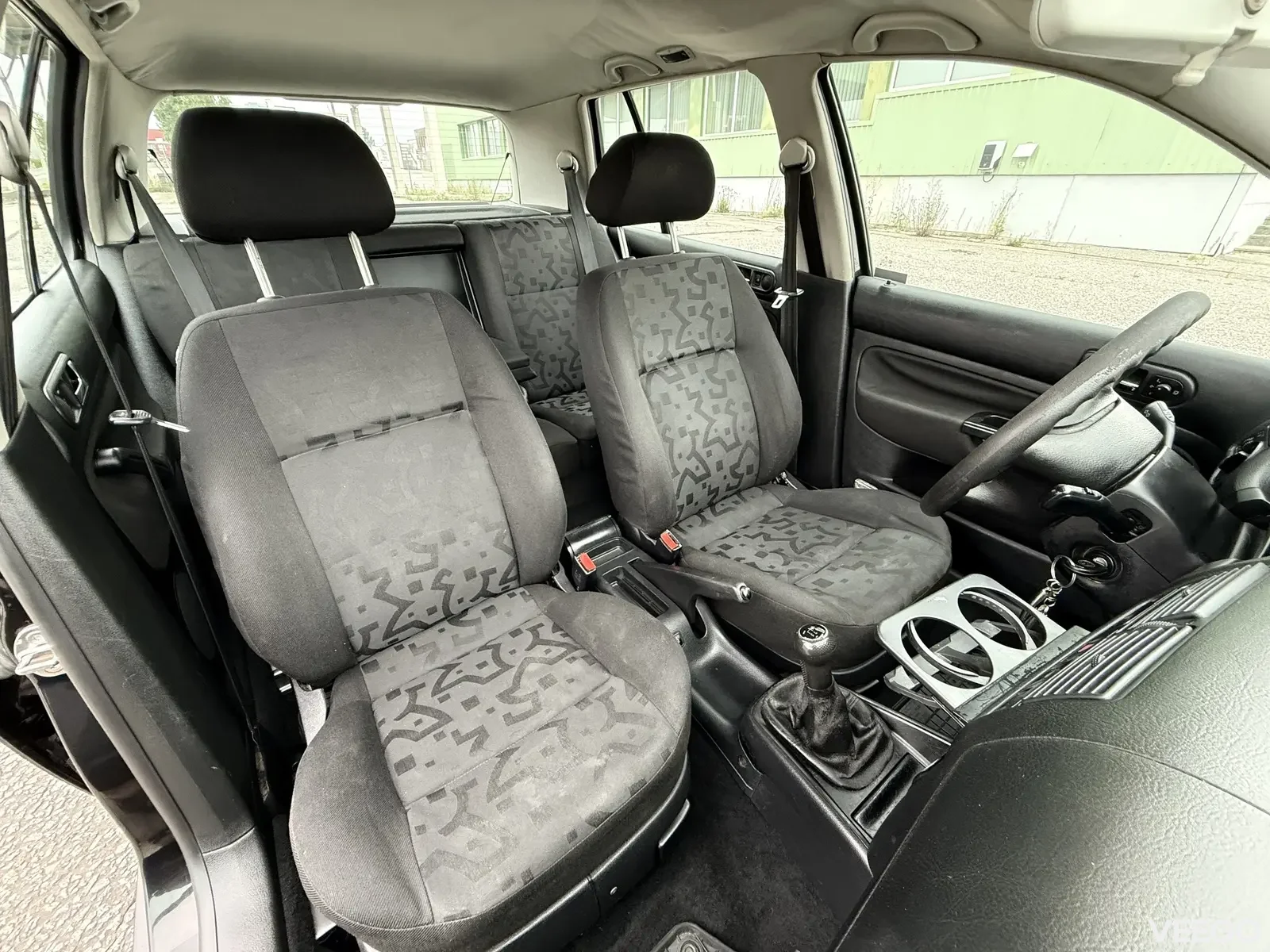 Volkswagen Golf IV Trendline 1.6 74kW